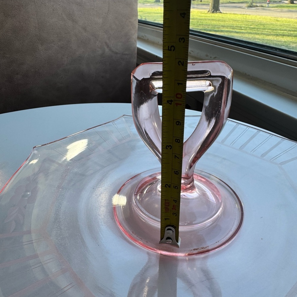 Pink Glass Octagonal Handled Server - Picture 4 of 4
